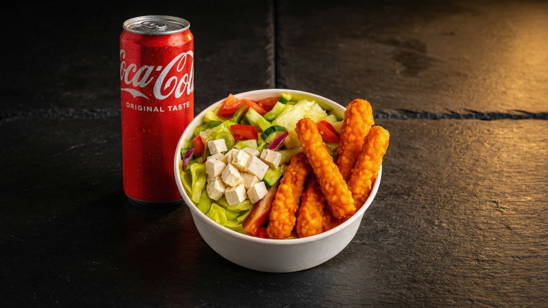 Krõbeda kana salat fetaga +Jook